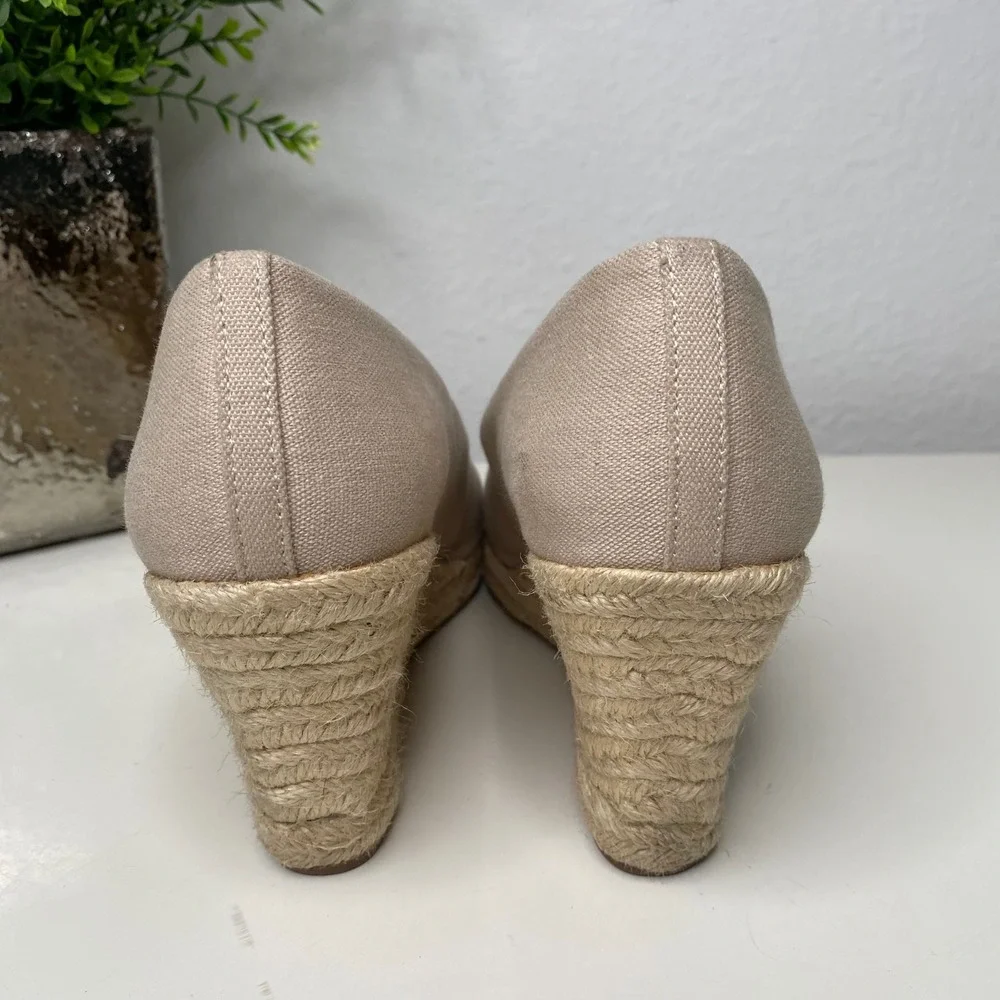 J.Crew Espadrille Wedges Womens Beige Canvas Round Toe Classic Coastal Size 8